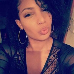 Meet your Posher, Latricia